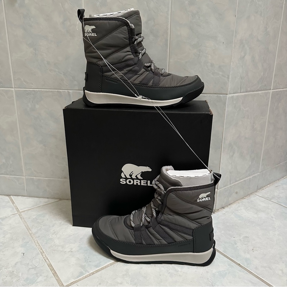 NWT Sorel Whitney II Short Lace Quarry Boot Size 7